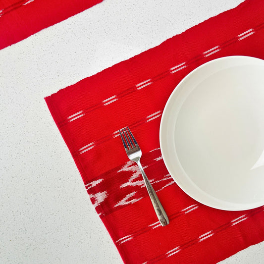 Serpentine Ikat Woven Placemat and Table Runner