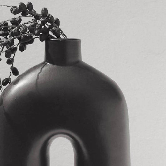 Ozo Vase