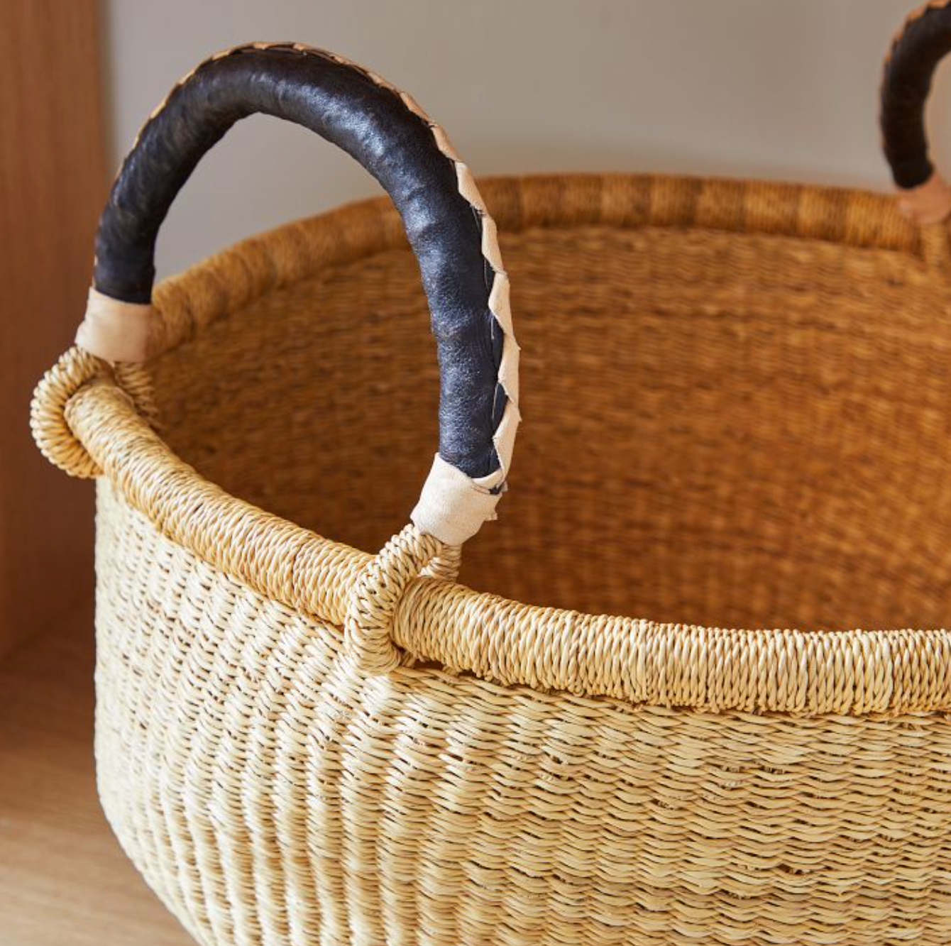 Bolga Baskets - Large Round Two Handle Natural