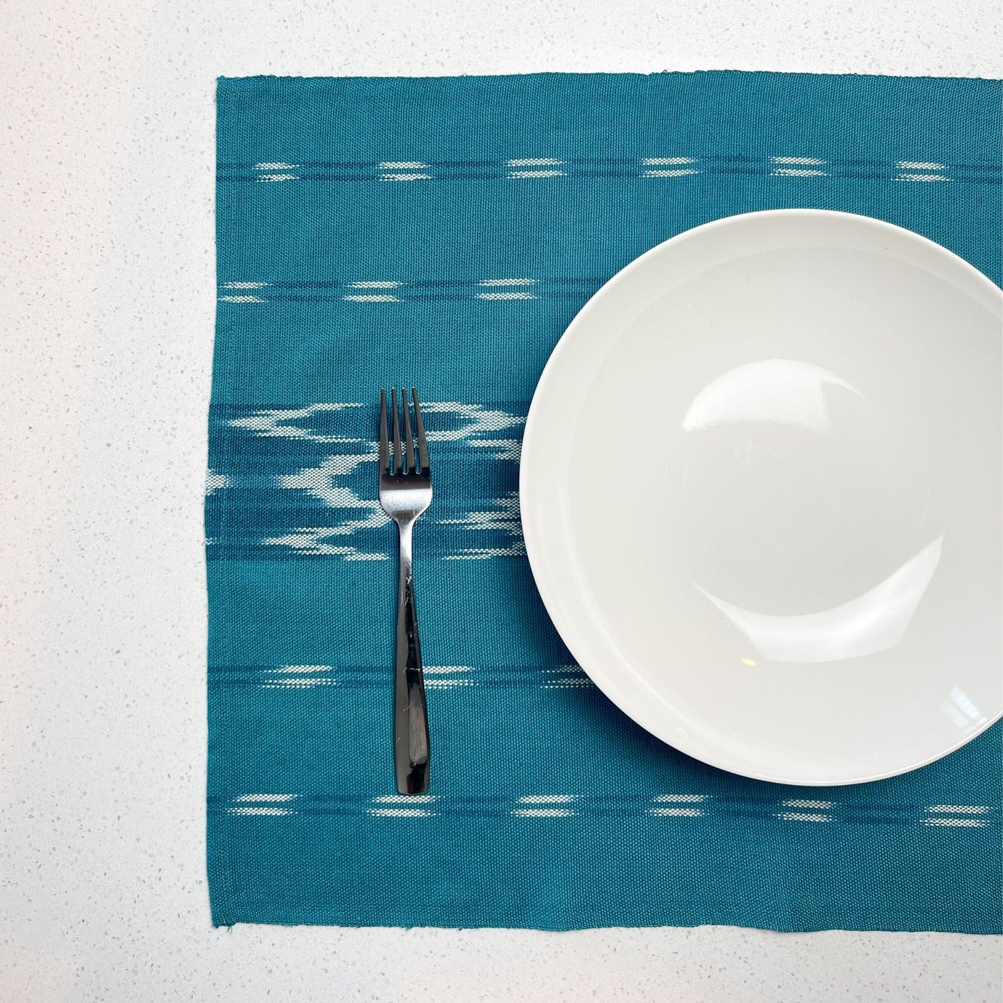 Serpentine Ikat Woven Placemat and Table Runner